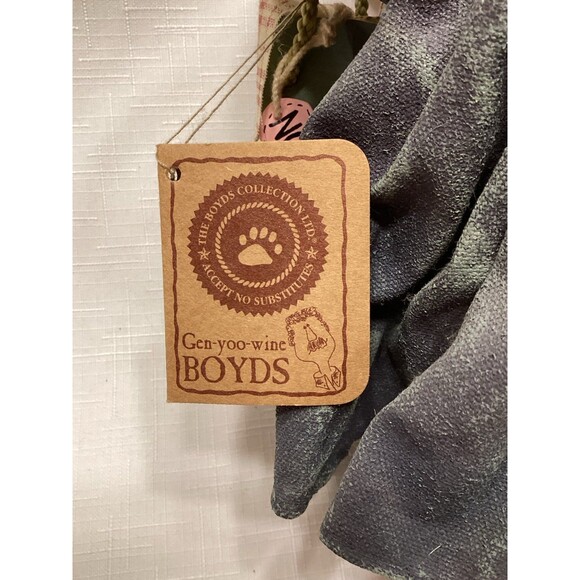 Boyd’s Bears Crumpleton’s Born to Shop Grace Z. Beartique Mixed Media Figure - Picture 7 of 12